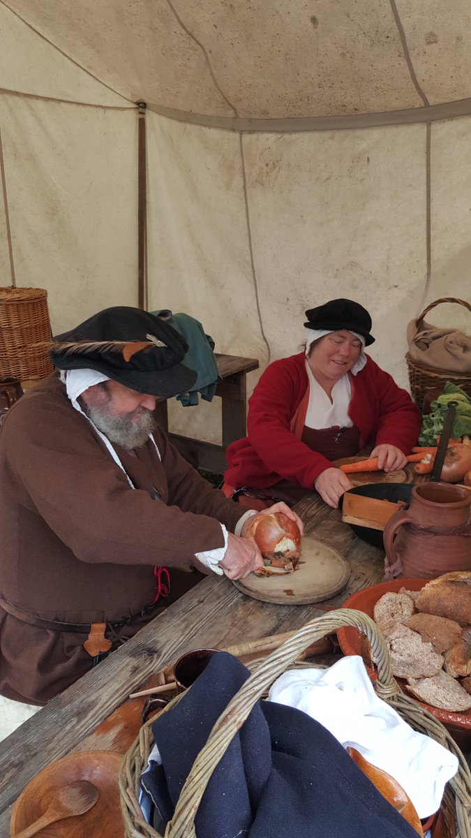 KentwellHall's tweet photo. Morning from #Kentwell we're all looking forward to another great #EasterDayOut Tickets available on the gate for today. #Suffolk https://t.co/gh7D5k3RnH