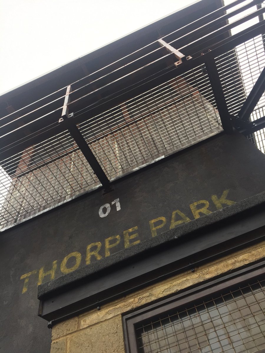 JaydenQPR's tweet photo. Just done The Walking Dead Ride. Decent but needs a lot of work done to it. 👍🏽🧟‍♂️ #TWDTR https://t.co/1Dwc61mrqT