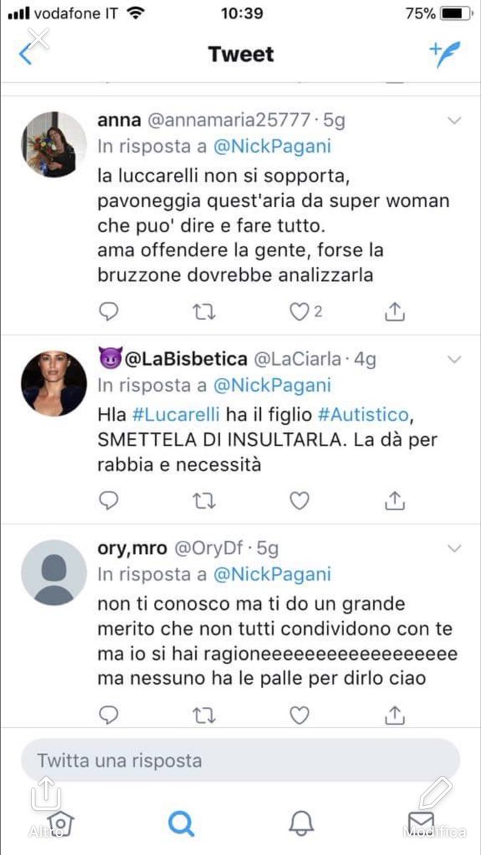 Selvaggia Lucarelli Auf Twitter Ora Siamo Al Figlio Autistico Con L Hashtag Eh Cosi La Famiglia Di Chi Combatte Seriamente Con Quel Problema Li Trova Il Prezioso Tweet Https T Co Bfajm06mxq Twitter