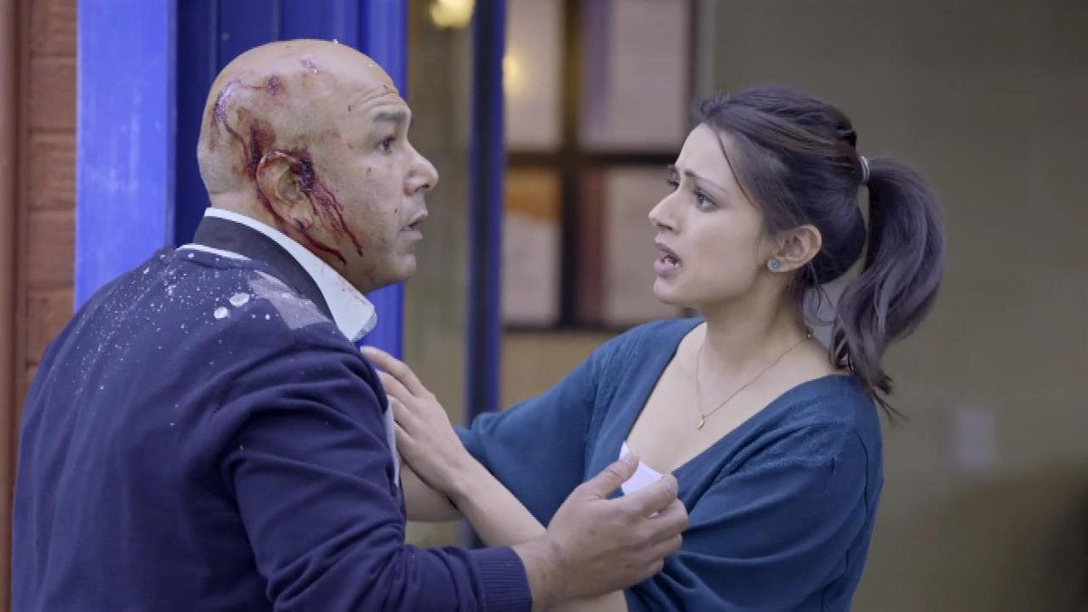 EastieOaks's tweet photo. While I don't have any new #Kana pics to share heres a throwback to Bhavna in #Casualty 2014 "The Last Chance Saloon" https://t.co/V4rqAkpR2Q