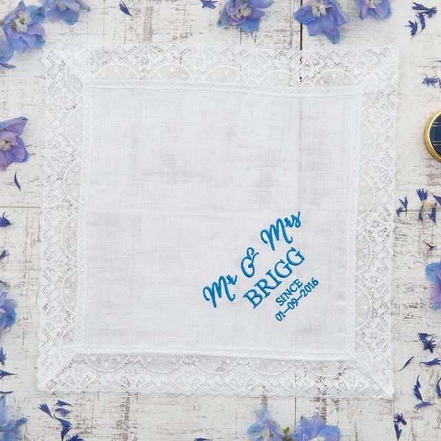 Our Irish Linen and Nottingham Lace hankie is an ideal bridal gift for the morning of her wedding, and also makes a beautiful cotton anniversary gift (Nottingham Lace is cotton) and linen anniversary. Available via our website, Etsy, @loveandlilah and <a href="/a/">Ani</a>… ift.tt/2H09WVo