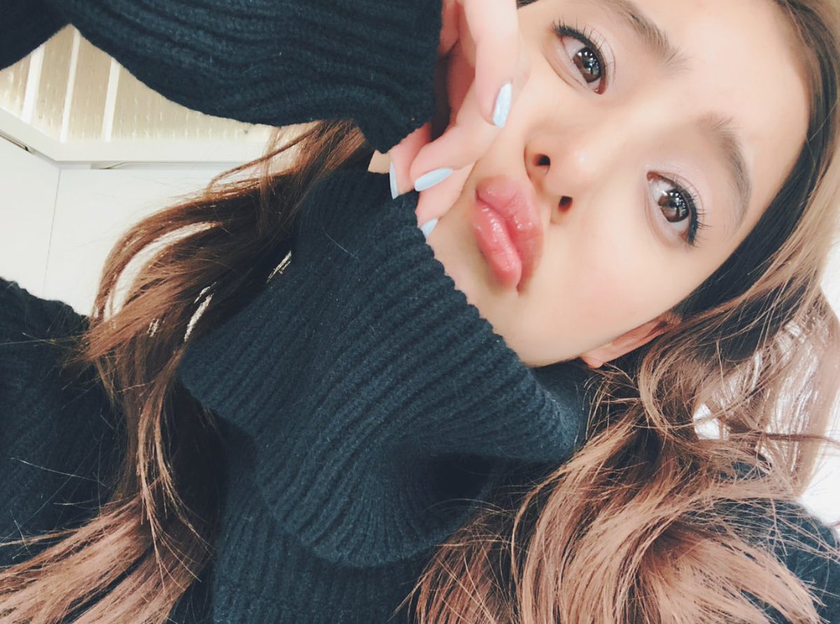 なま Twitterren 新木優子のインスタの写真にっしーの女装に見えてびっくりした 西島隆弘 そっくり 新木優子