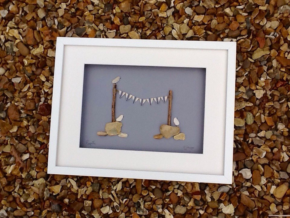 Norfolk Pebble Art tweet media