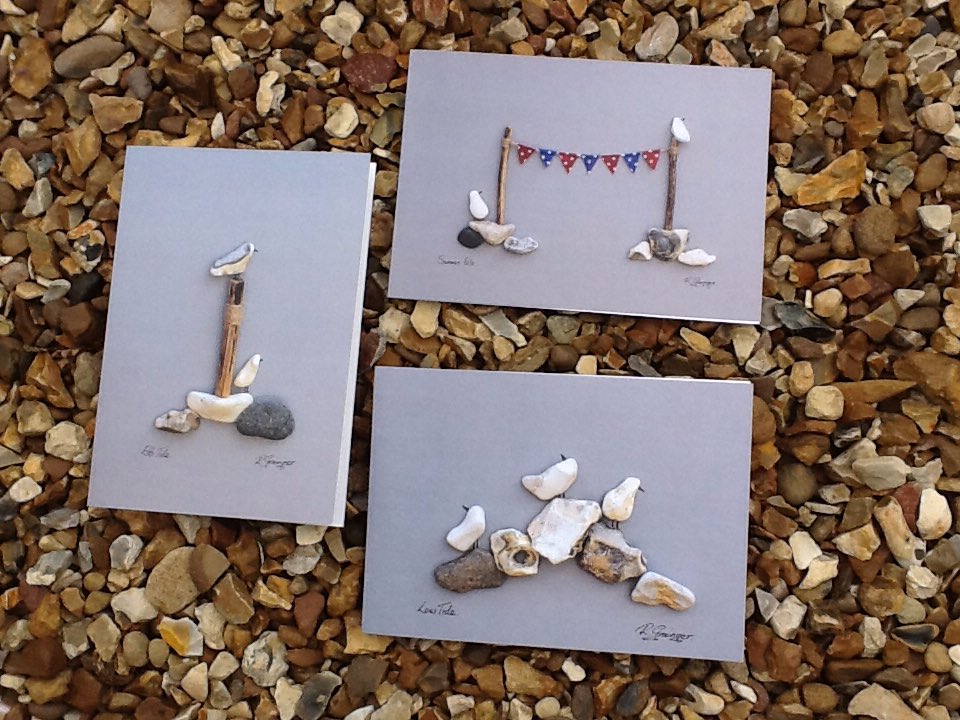 Norfolk Pebble Art tweet media
