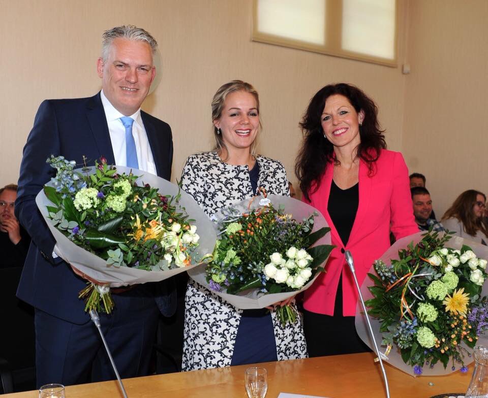 Tijdens een speciale raadsvergadering op donderdag 29 maart 2018 werd de nieuwe Gemeenteraad van Tytsjerksteradiel geïnstalleerd door Burgemeester Gebben. Dineke Wagenaar (fractievoorzitter), Nynke Koopmans en Sjaak Hoekstra vormen de kersverse VVD-fractie.