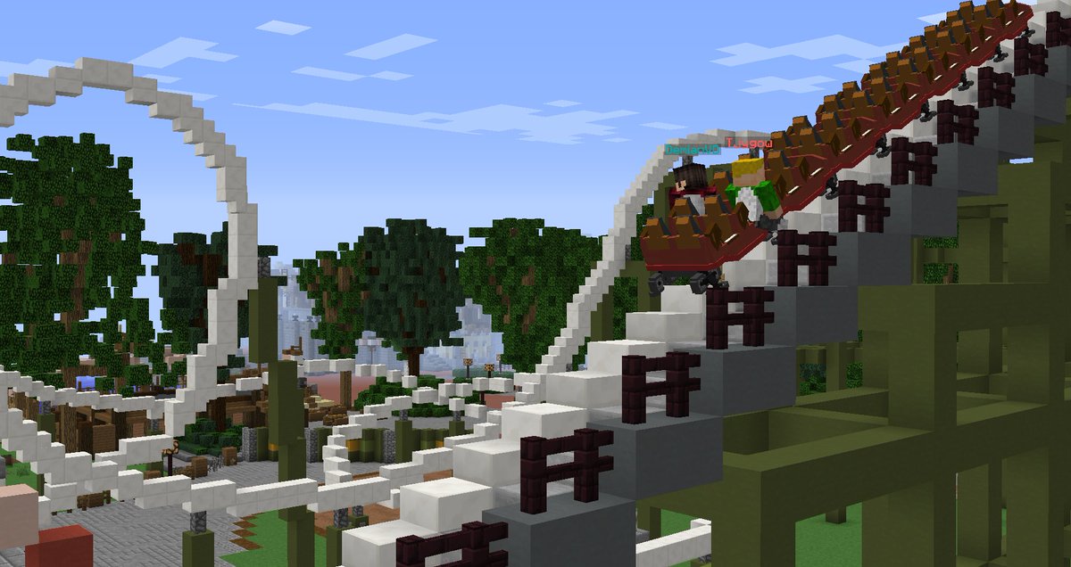 ArtsMichel's tweet image. De eerste ritjes Python in @PieckCraft zijn succesvol verlopen. #Python2018 @Efteling