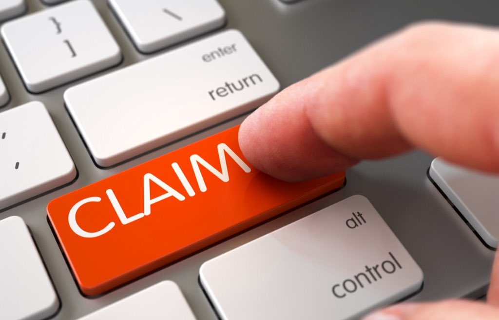 findoutonline's tweet photo. What is stopping people to record #FalseVideos #Testimonials, when they are writing & posting fake #TextReviews? #Mobytap canโt claim that theirs reviews are 100% #Genuine! #Reviewers & #Business wonโt be #Manipulated on our site! https://t.co/UInM43ipkh Will provide the #Answer! https://t.co/4iHciCvWcS