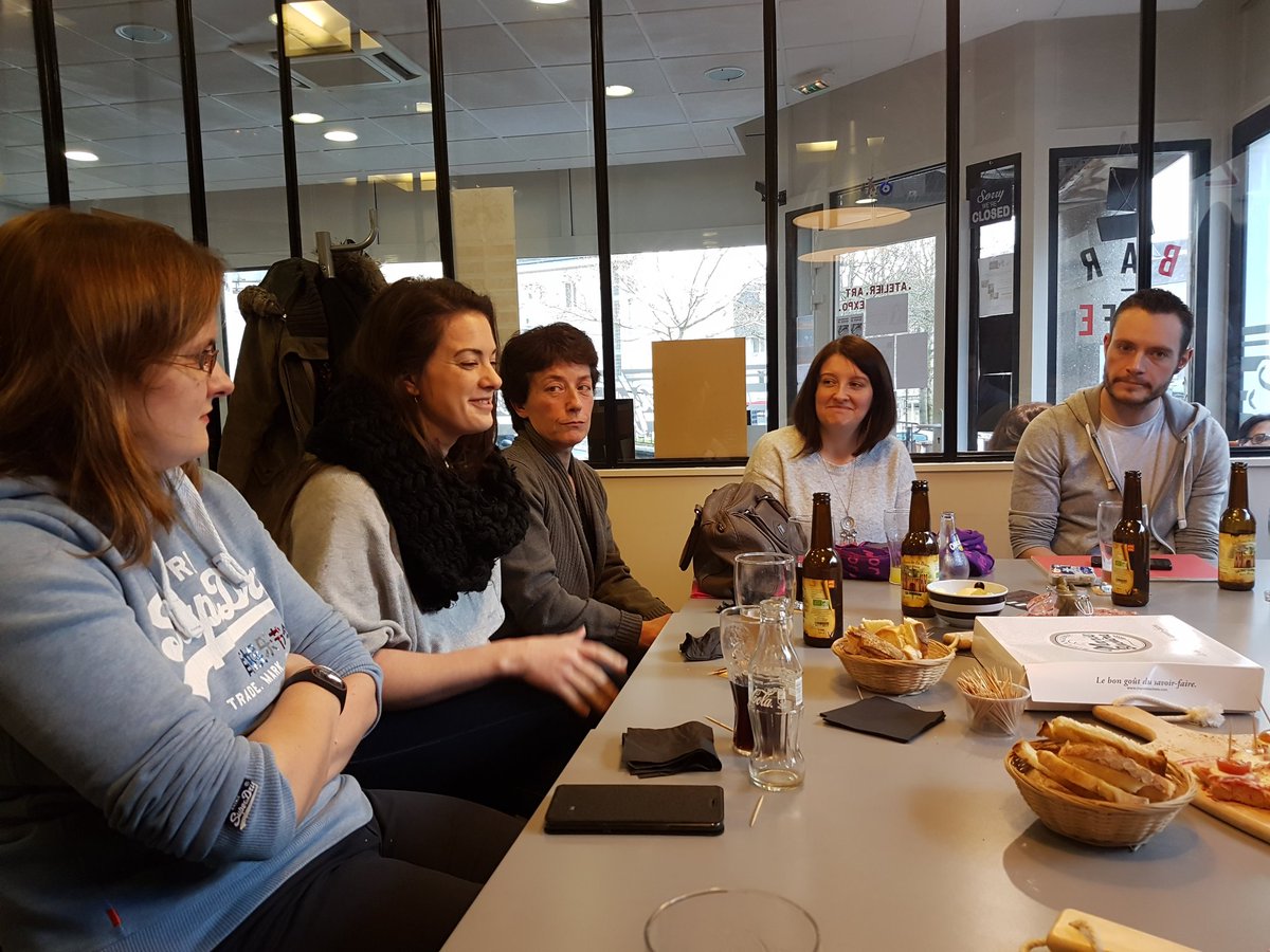 Content de retrouver l'arca café pour ce meetup de st Lo.  Encore une super soirée. Ça fait plaisir de voir l'enthousiasme dans l'envie de partage et d'entraide. #WordPress #stlo #Digital #developpement