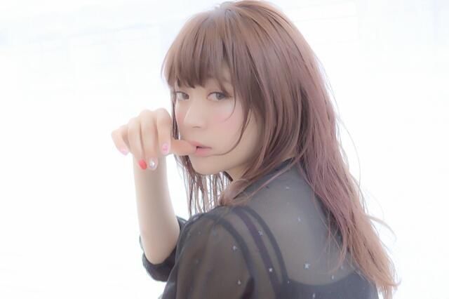 ありね子 美容メディアarine No Twitter 洗練されたかわいさ 暗めピンクアッシュ 春のトレンド ピンクアッシュ 女性らしさ抜群のピンクアッシュを暗めにすることで 洗練されたかわいが手に入るとか その魅力をこっそりチェック T Co