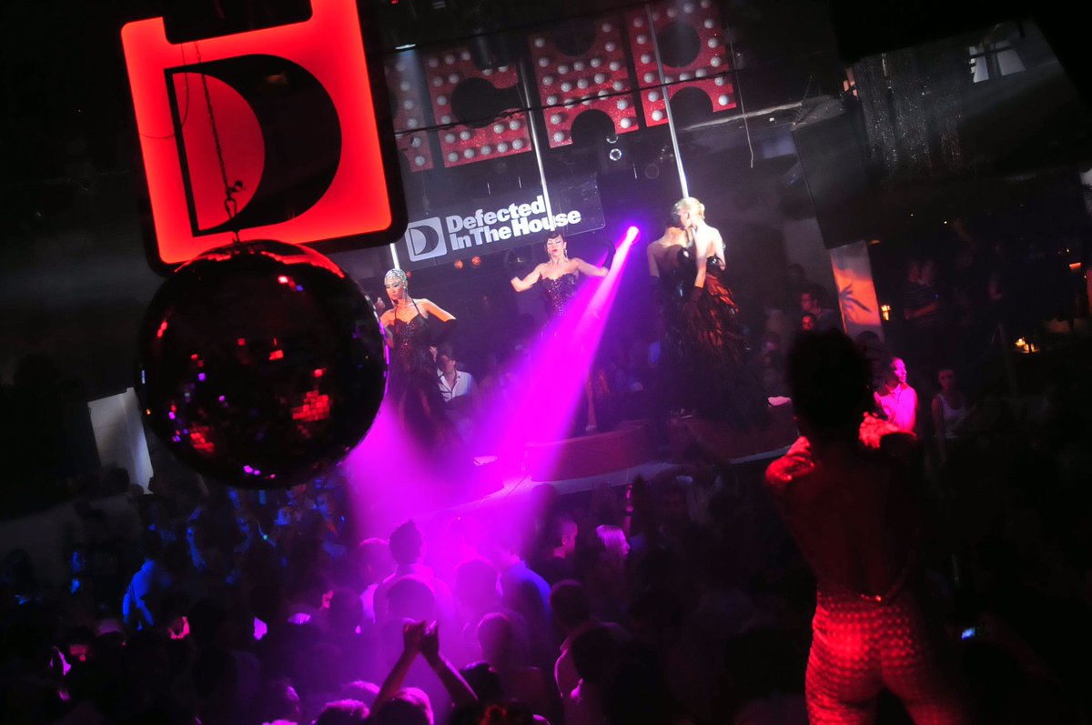 pacha's tweet image. Remembering the  #housemusic icon #FrankieKnuckles  at #defectedinthehouse @defmixprod @DefectedRecords #party back in 2009 #pacha #Ibiza 🍒 LONG LIVE master!