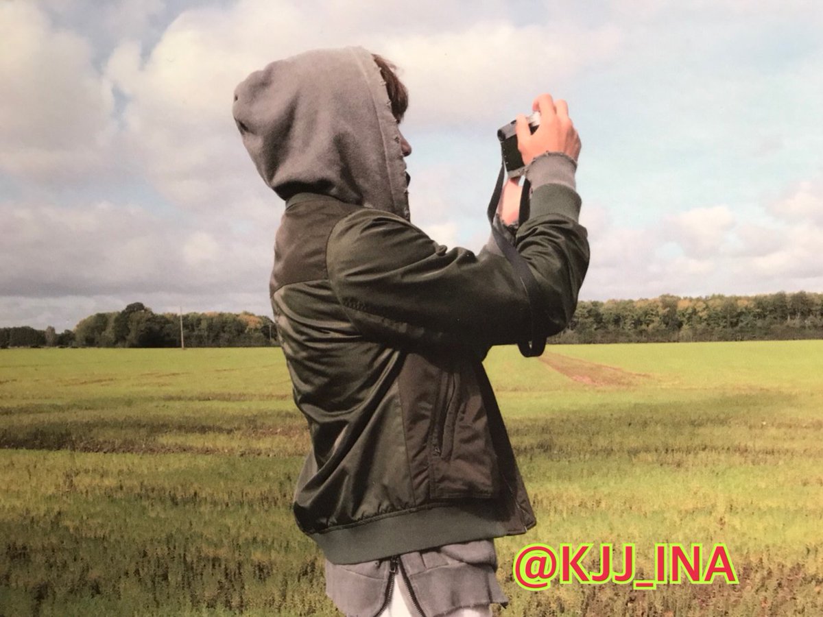 Can you guess who and where? #kimjaejoong #partypeopleinparis