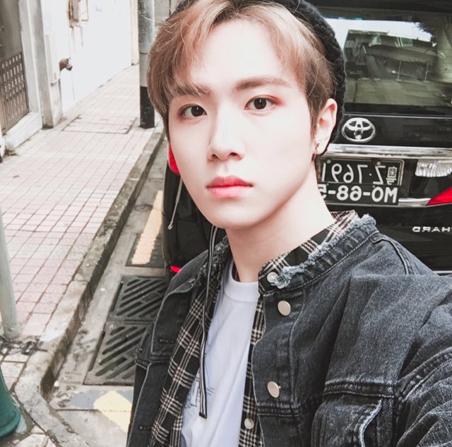 JBJtwt787's tweet photo. [#김동한😬] 조금이따 봐요!🙇‍♂️ https://t.co/eSGrYXytFU