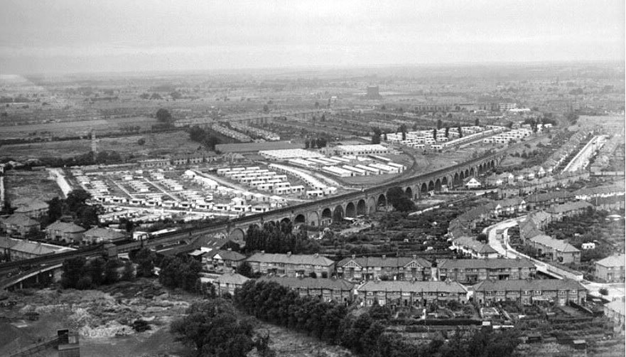 HarrowOldViews's tweet photo. Harrow Prisoner of War Camp, 22nd August 1946

Posted by L Patterson https://t.co/dE4ffgsW92