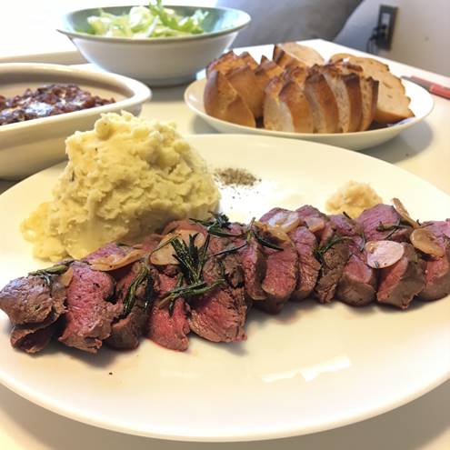 recycle_tifana's tweet photo. 【鹿肉料理に挑戦】
↓続きはこちら↓
https://t.co/qTSbKeDP6j
#鹿肉料理 #ティファナ #リサイクルショップ #ティファナ祖師谷大蔵店 #RECYCLE #TIFANA #買取 #古着 #リサイクルショップティファナ #ジビエ https://t.co/pS5S8AdrSD