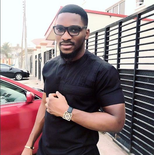 Donmba641's tweet photo. Who do you think will win BBNaija 2018?
Like for Tobi
Retweet For Miracle

#BBNaija https://t.co/TT7fjfU77e
