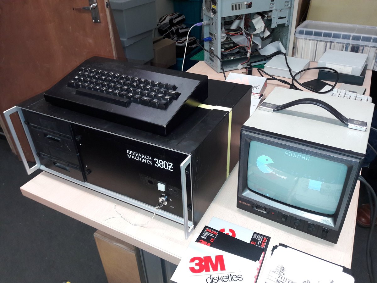 computermuseum's tweet image. Two of our great volunteers, James & Jon have got our 380z working again, many thanks guys :)