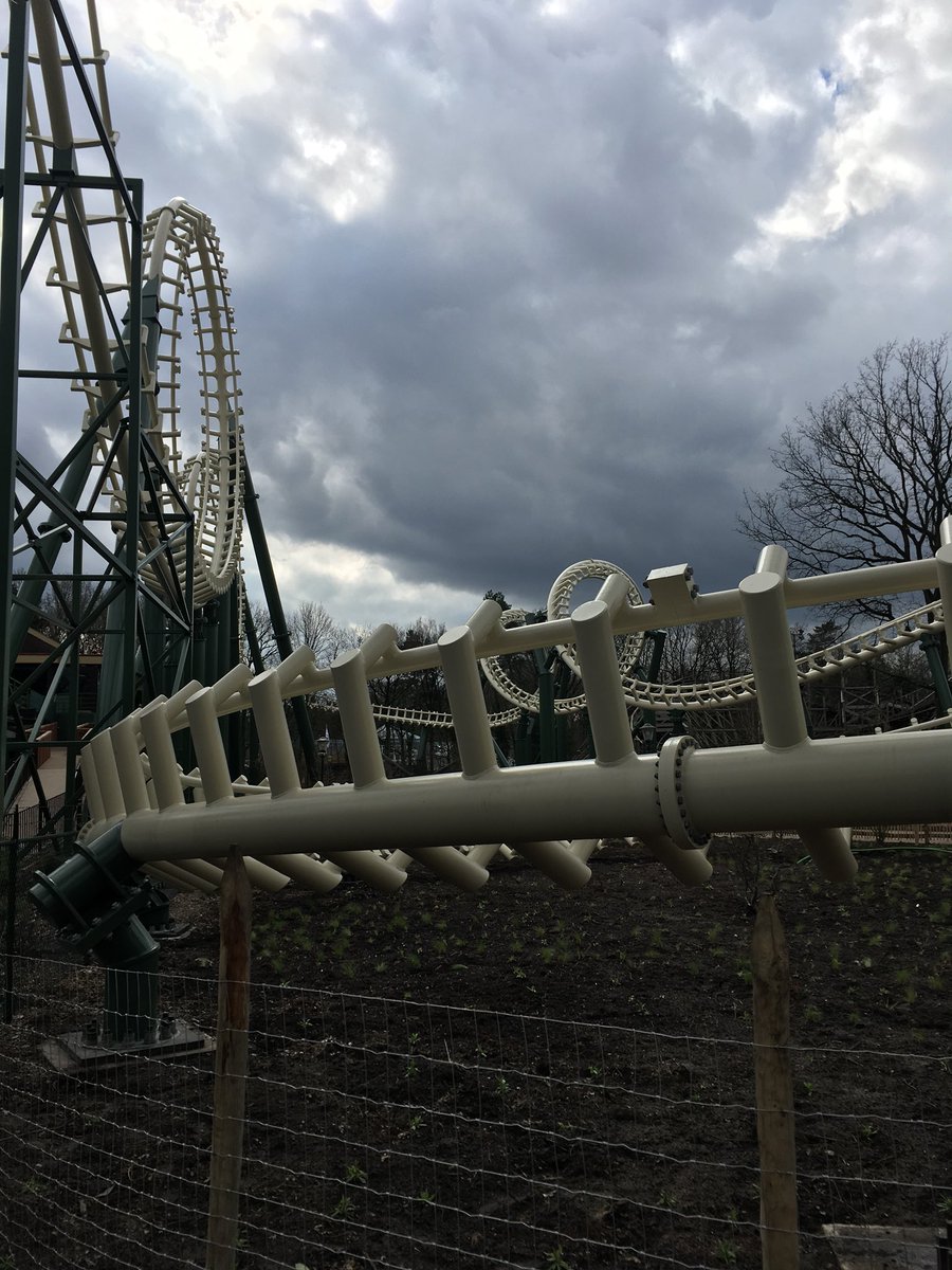 PeterdeGooyert's tweet image. The #Python2018 at #Efteling is super smooth again with the new track!