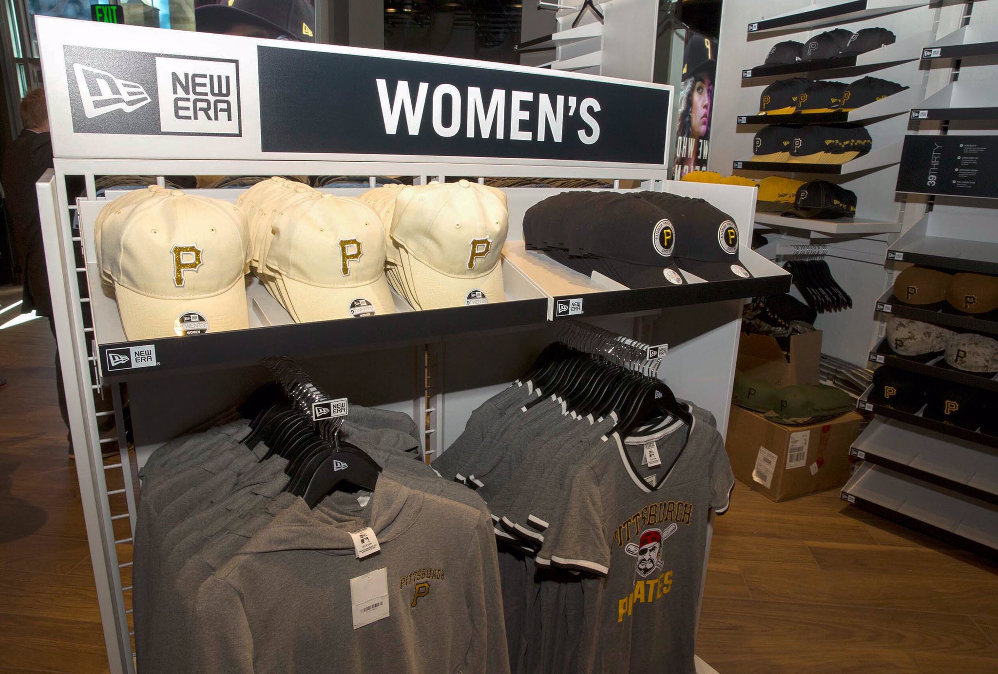 Pittsburgh Pirates open new clubhouse store 