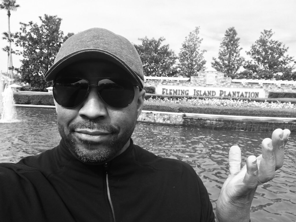 HajjFlemings's tweet image. Hanging out at my island.  We are working on the misspelling of my name!  Back in the day there is a plantation connection, which soiled our history a bit (no pun intended) but we are working to clean that up. #workdetox