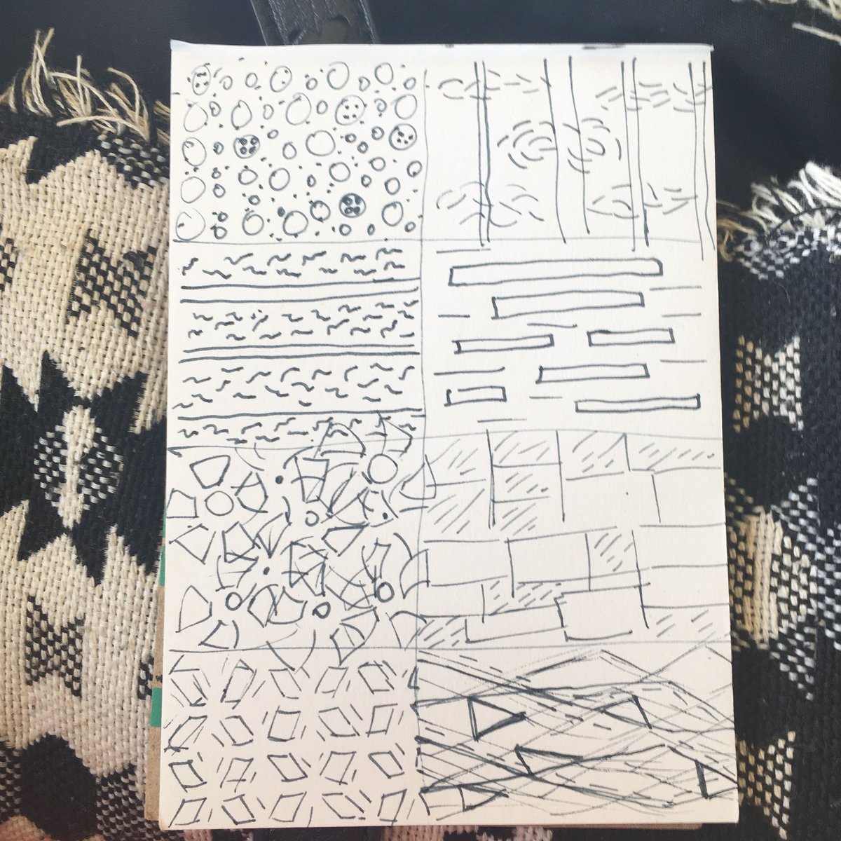 beckyonions's tweet photo. Mark making at the airport while waiting for our flight, have been waiting since yesterday afternoon haha it’s ok though because it gives me chance to doodle. Inspiration is literally everywhere- the bins, floor, windows, ceiling eee 🧡 #markmaking #pattern #doodle #playful https://t.co/Aw3wvrA6wc