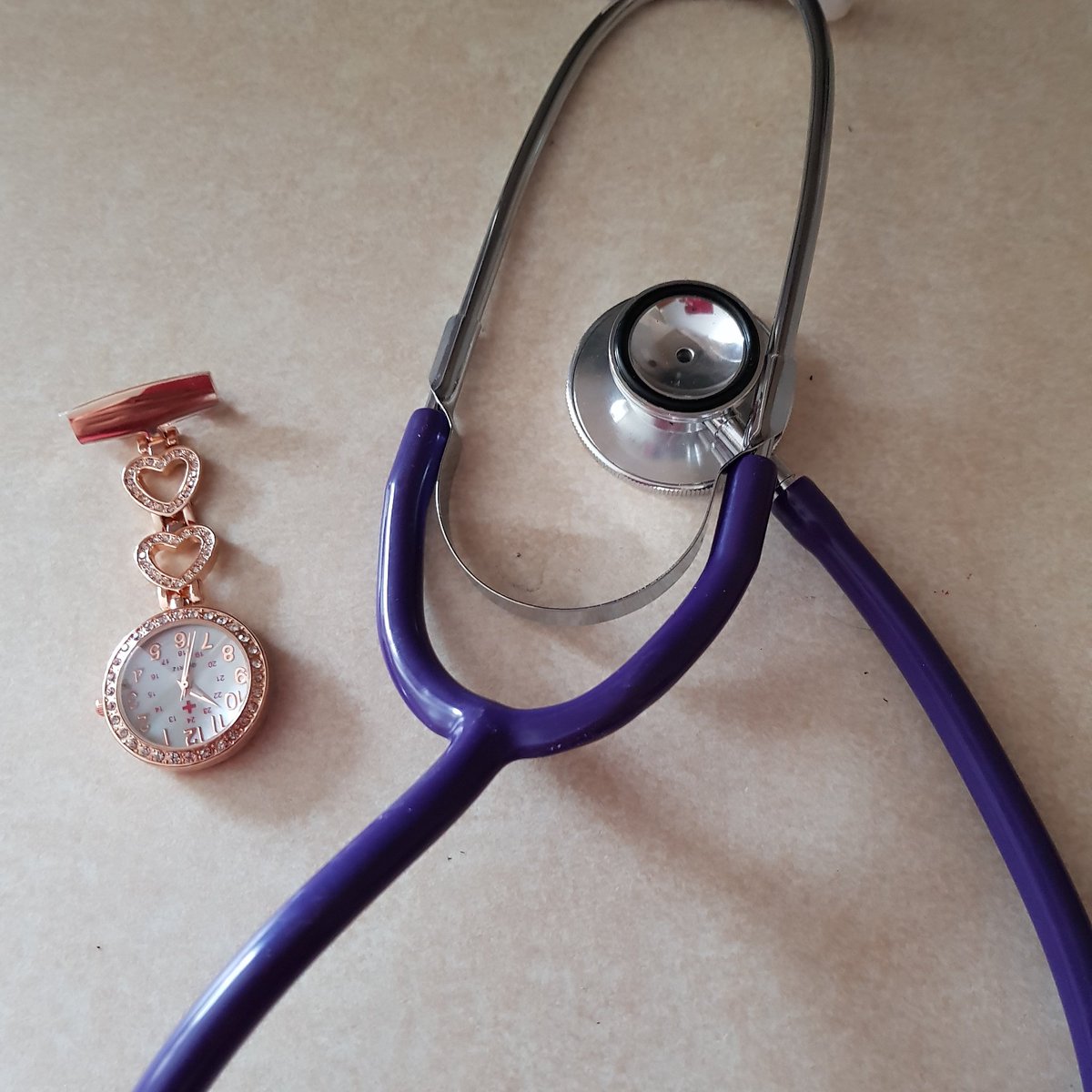 SelStudentNurse's tweet photo. A surprise from my mum for getting into uni. #studentnurse #studentmum https://t.co/6pJLtdCYja
