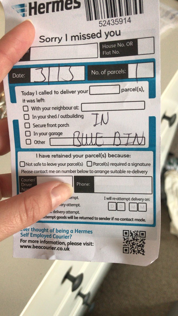 LisaJentus's tweet photo. Who leaves an order in the bin?! It is no longer in our bin.... as we live on a busy road. Thanks again, Hermes.  @Hermesparcels @Bodenclothing #iwasintheshower #tryaneighbour #ortakeitback https://t.co/k9ItvNKelT