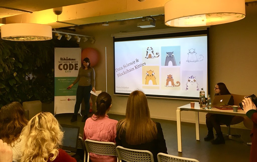 Сьогоднішня наша перша доповідачка Marta Fedyshyn розповідає про #datascience #blockchain і гру про #kittens 👩🏼‍💻💪🏼 І цього разу нас хостить <a href="/Wix/">Wix</a> , дякуємо вам! #wwcode #wwcodekyiv #womenwhocode #womenwhocodekyiv