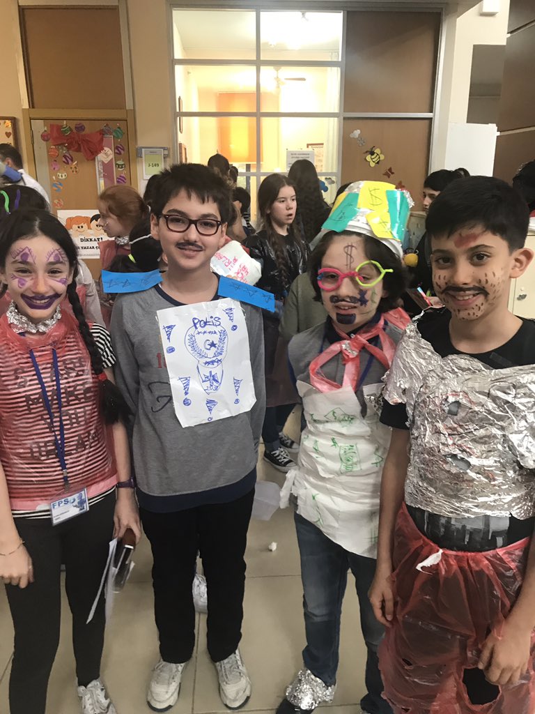 BaharBrbr's tweet image. Takımlarımız skeçlerini sunmak üzere hazırlar. Heyecan dorukta..#fpsı #BKup