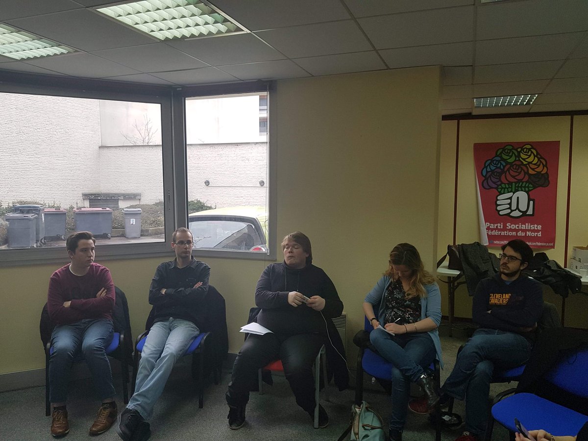 JeunesSocNord's tweet photo. Cet après-midi, place au débat militant ! L’assise des territoires des Hauts-de-France continue avec les Jeunes Socalistes réunis pour discuter et débattre de l’avenir de leur mouvement ! #AssisesJS https://t.co/KKxQoD9gQd
