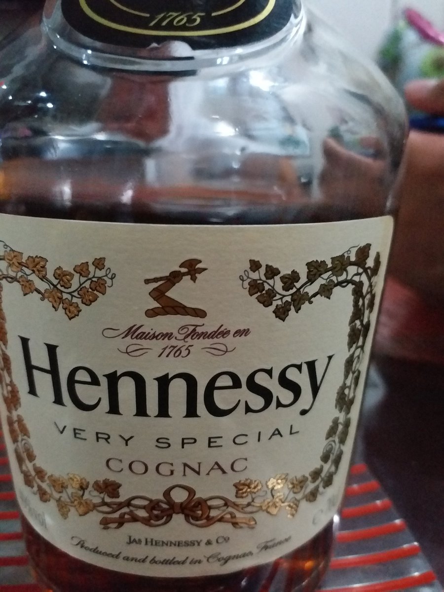 HeindSoMe's tweet photo. Sabado de Alak! https://t.co/fYMc4J2HiH