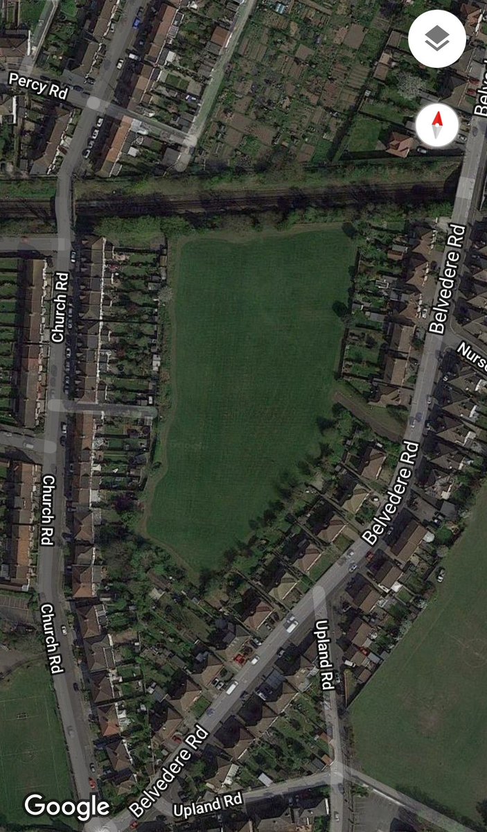cib2282's tweet photo. @bexleynews @LdnConservative @ToryCanvass Burr Close... that reminds me of something!
Oh yeah that large locked, gated, maintained open space that public are not allowed to use... aka Burr Farm
#STOP the disposal of #WildeRoad in #NorthHeath and #OldFarmPark in #Sidcup
#SaveOurParks
@SaveOldFarmPark @SaveWildeRoad https://t.co/fcGk56RWtP