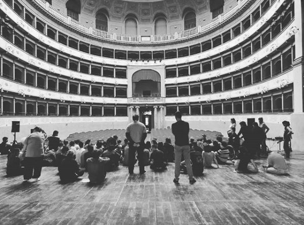 MayorVFrinzius's tweet photo. Incessante - se credessi in un Dio" - 24 e 25 maggio al @Teatro_Goldoni. Biglietti: https://t.co/nKxoREQ563, punti vendita @boxtoscana e biglietteria Goldoni. #mayorvonfrinzius https://t.co/u1IVCoySQg