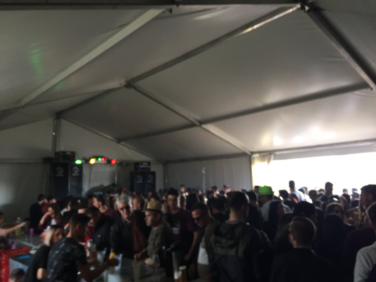 Comenzando el toor de romerías , esta es la primera , valdencin hasta la bandera y aún andamos con las cañas