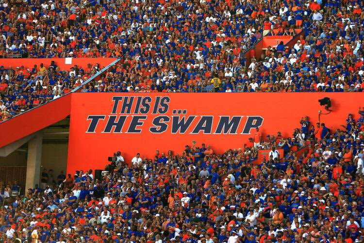 runitupjojo_70's tweet photo. Blessed to say I received a offer from the university of Florida #swamp #gogator 🐊🐊@JerryRecruiting @coachstubbs95 @guardo66 @iRepCoaches @larryblustein @TheRBCoach https://t.co/uFHMfz90kL