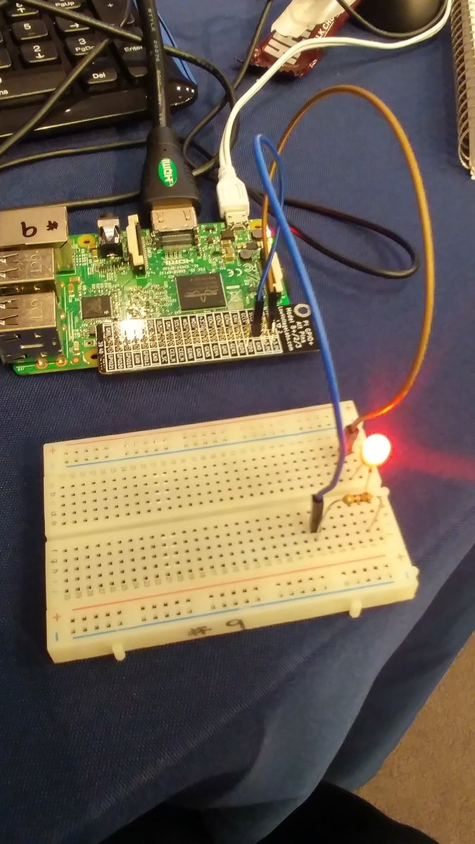 theTSIN's tweet image. We&apos;re learning how to breadboard electronic components &amp;amp; write commands in #Python to control LEDs &amp;amp; draw pixels on a LED matrix - #STEM skills in action! #devcatalyst