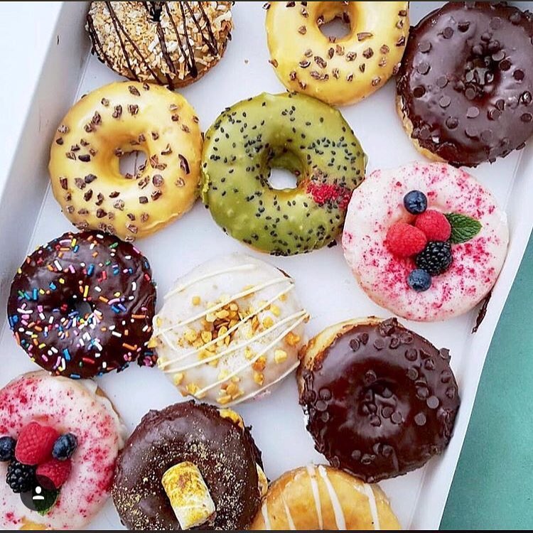 Pure 🍩Bliss!!

#vegan #vegans #veganism #veganshare #veganfood #veganrecipes #vegandonuts #veganbreakfast #vegansofig #veganpower #govegan #veganfoodie #eats #eat #food #foodie #breakfast #donuts #yum #yummy #veganlife #veganlifestyle #veganfriendly