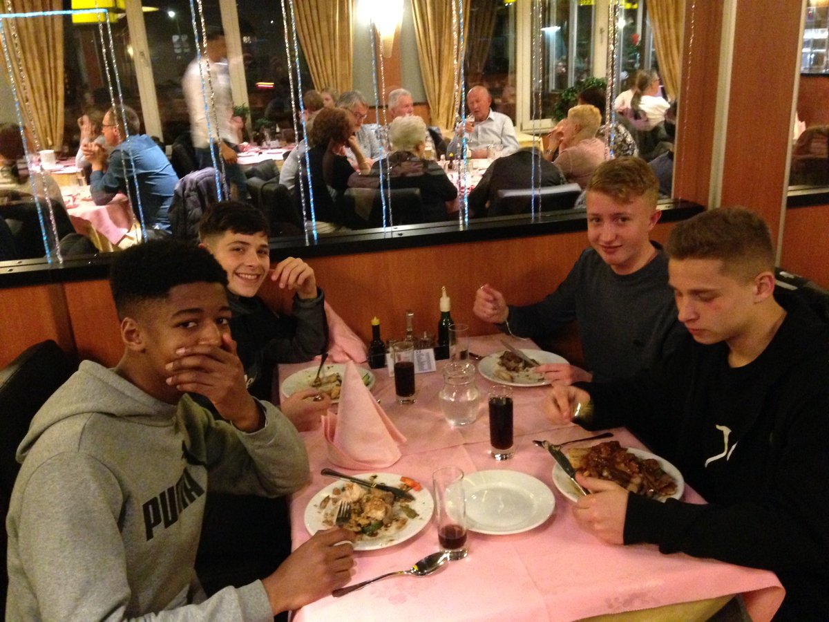 MrThorpe3's tweet photo. Chairman Powell was that impressed by today's results that he has paid for a Chinese for all the players @mr_j_ryan @Mr_Titley @GSA_Sports #GSAHolland18 https://t.co/P9dSzij7BP