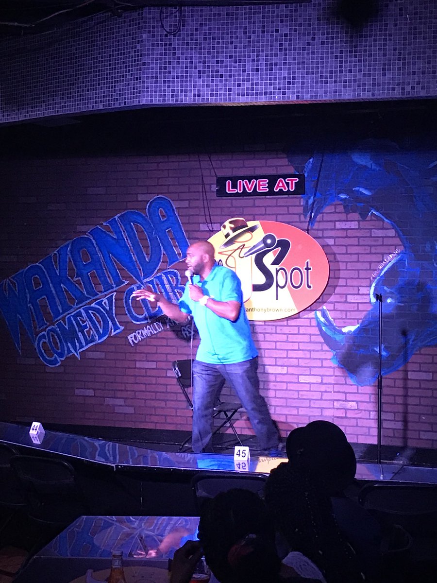 qgotjokes's tweet photo. Kicked it a bit at @jspotcomedy last night! #DallasToLA https://t.co/kGcbyPKNg6