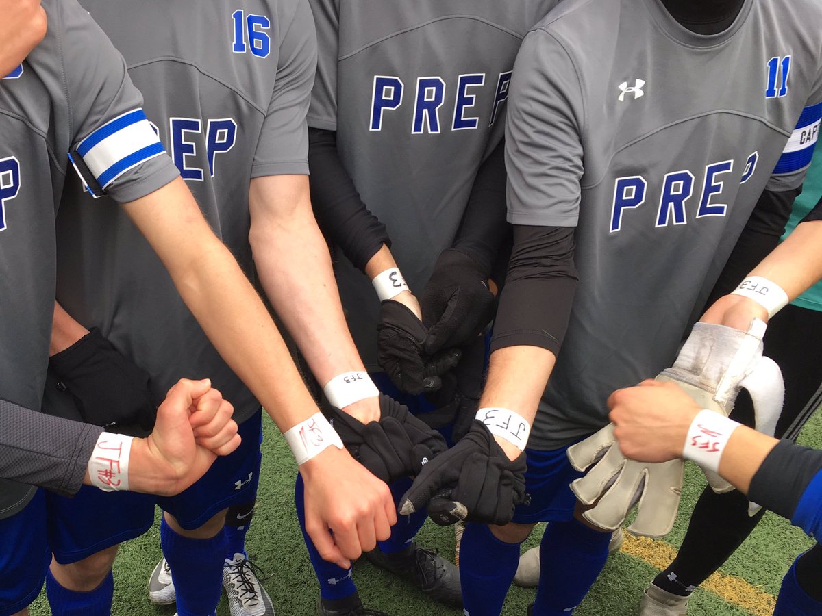 CPVarsitySports's tweet photo. CP soccer honors Joe Fehr today as they play at West Des Moines Valley. Kickoff soon https://t.co/PlnxIqBthI