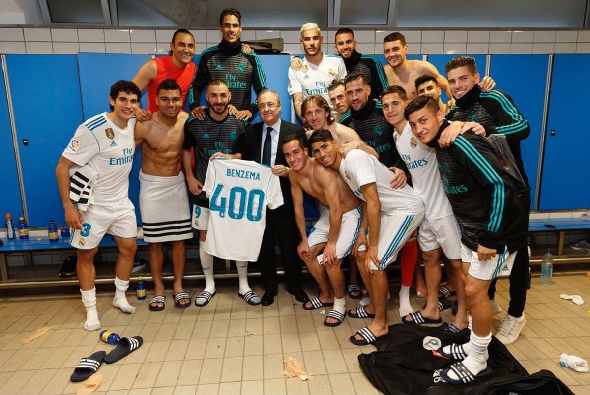 Gran victoria !! Grande Karim un privilegio compartir camerino !! Hala Madrid y Pura vida!