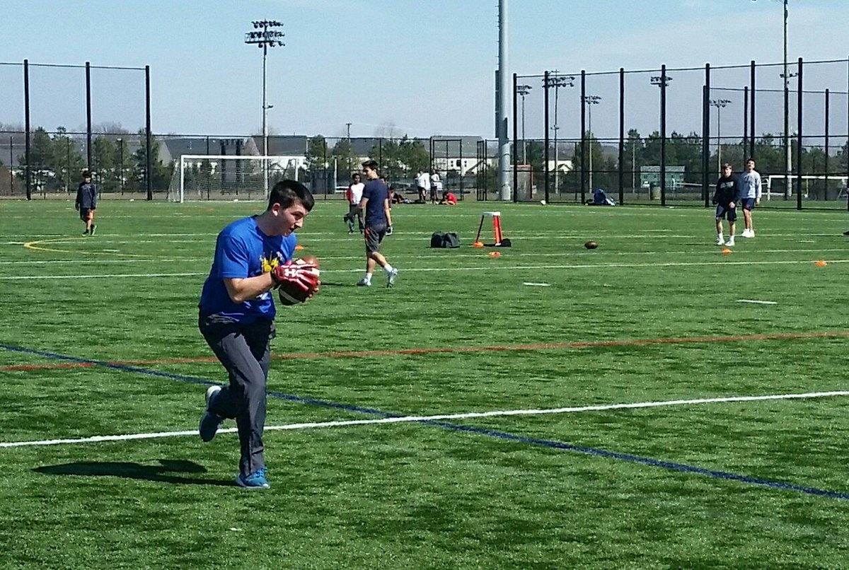 ItsOrderMySteps's tweet photo. FREE FCA Clinic Football🏈 CANCELLED (no AprilFools) for April 1st next clinic Sunday April 8th. Happy #Resurrection day. #gfFCAevents #omsEvents. Pls RSVP &amp; get your FREE College Visit Checklist. South County High School, LortonVA #FCArise https://t.co/LI5o3C76h3