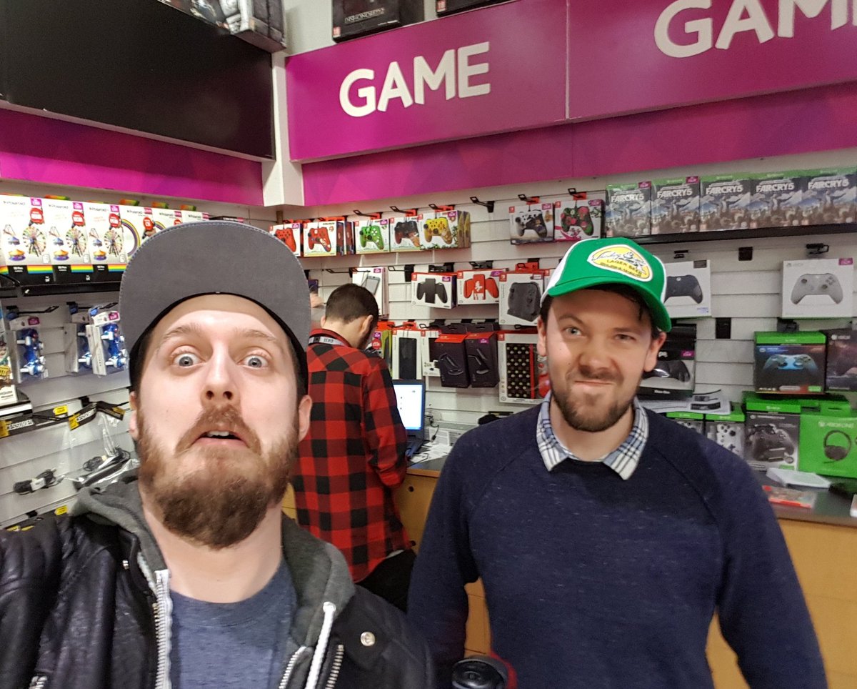 MechanicalR's tweet photo. Today is your last chance to catch Balthazaar Burke @GAMEReadingOrac Grab a selfie with him and add the tags #OutpostClaimed or #OverThrowEdensGate for a chance to win a PS4 Pro and #FarCry5 Gold Edition!
@UbisoftUK @GAMEdigital https://t.co/adnOfSXCrG