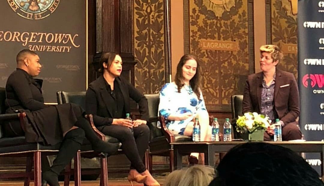 onechicagonews's tweet photo. 📷 | Monica Raymund at the Own It Summit. #OWNIT2018 #ChicagoFire https://t.co/yxrkc32Hvr