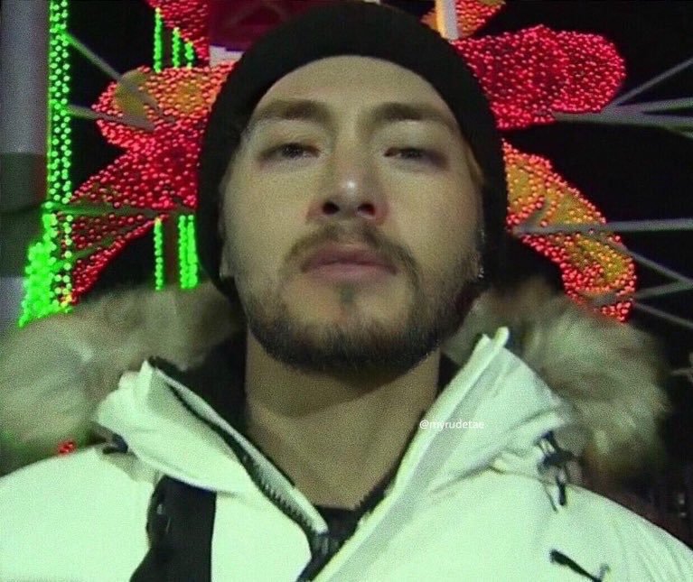 Chyh_Chu's tweet image. Толян из соседнего села 

Против

Горячий кавказский мужчина 

#Hello_We_Are_Beardtan