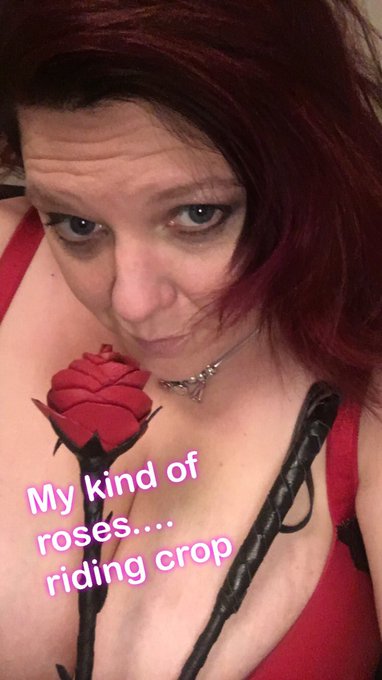 Good my lovely peeps 💋 I starting a new chapter in my like. I have had so many fans requesting for me<a href="/tag/newprofilepic"class="tags"><span>#newprofilepic</span></a>