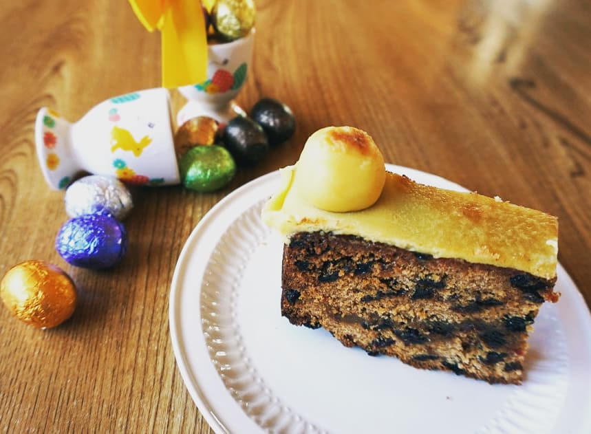 Easter Simnel Cake is traditional and fun to make. Find the recipe on whereismyteaspoon.com 🐰🐰🐰