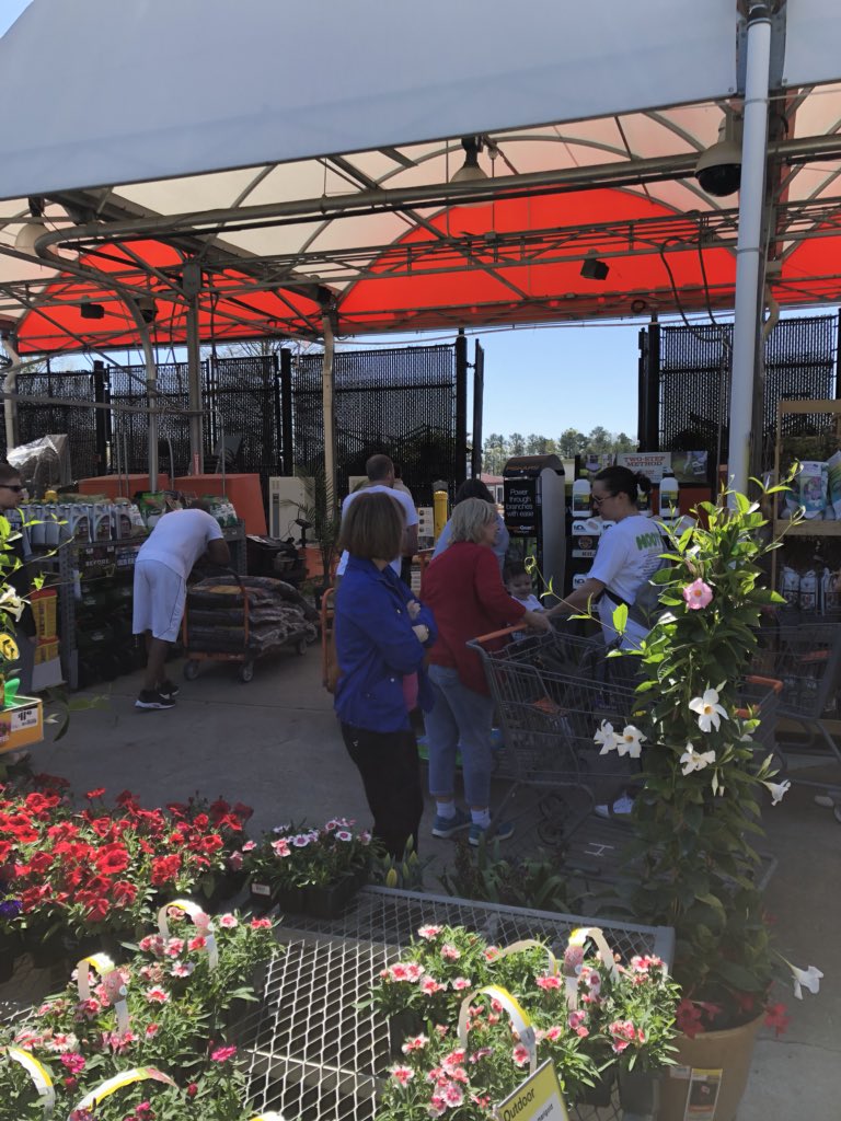 Darla K Davis (@darla_k_davis) on Twitter photo Crestwood 880 loaded for business! <a href="/RamboNursery/">Rambo Nursery</a> <a href="/1sherredavis/">Sherre Davis-Hood</a> <a href="/freddyplants/">Fplants</a> <a href="/BenRambonursery/">Ben@Rambonursery</a> <a href="/aaronpricerambo/">Aaron</a> Crestwood 880 loaded for business! <a href="/RamboNursery/">Rambo Nursery</a> <a href="/1sherredavis/">Sherre Davis-Hood</a> <a href="/freddyplants/">Fplants</a> <a href="/BenRambonursery/">Ben@Rambonursery</a> <a href="/aaronpricerambo/">Aaron</a>