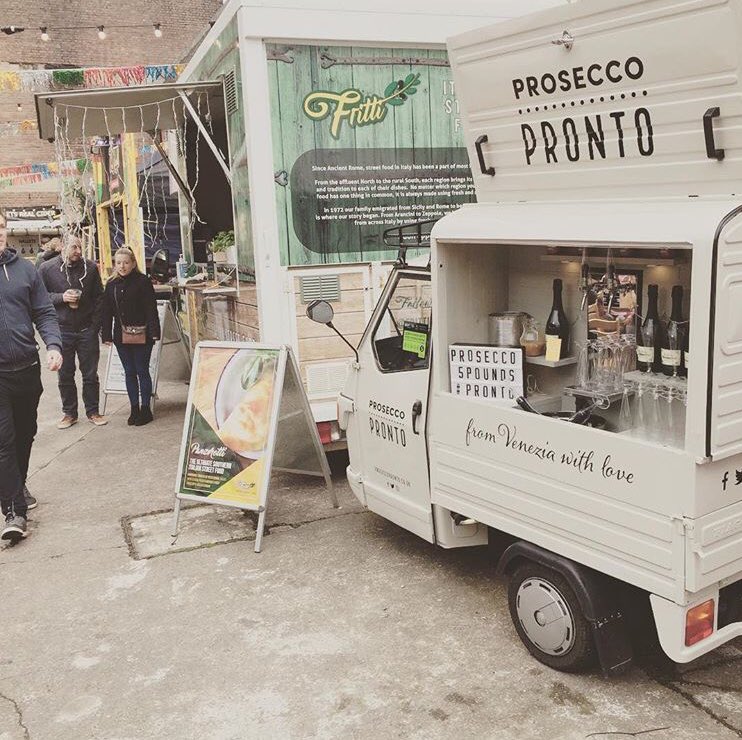 The perfect partnership... panzerotti and prosecco. Head on down to Roath Yard @streetfoodcircusuk <a href="/ProseccoPronto/">Prosecco Pronto</a> for a little taste of Italy 🇮🇹🥂 #panzerotti #prosecco #perfect #easterweekend #bankholiday #streetfood #food #love #streetfoodbrawl #followfritti
