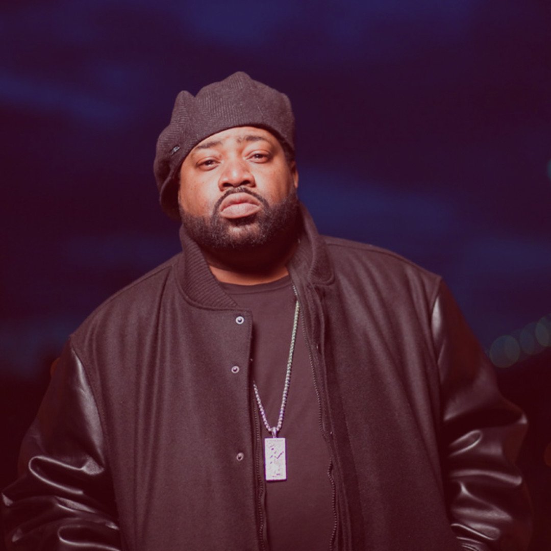 friendsloversbk's tweet photo. We have the one and only @lordfinesseditc blessing the #fnlbk stage tonight to #celebrate the 4 year anniversary of #FutureOldSchool w #DJs @dashspeaks @djwillbuck @iamnsr & @djsoulnice
Dont get caught watching the #party from the line outside.
Doors 10pm | $5 to party | 21+ https://t.co/6Tj0CWNOMJ