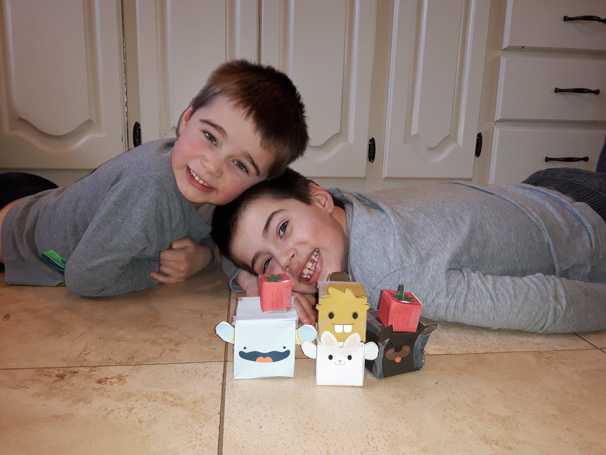 w_christie568's tweet photo. Fun morning building our Aubie and friends! @PlayOsmo #HopIntoCoding https://t.co/uPN6oMGSrl